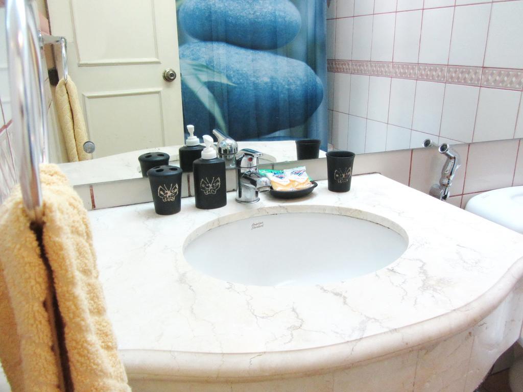 Baywatch Tower Hotel Manila Ngoại thất bức ảnh